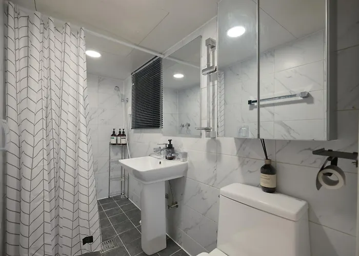 Annyeong Aparthotel